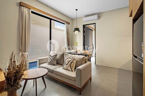 Villa, 3 Bedrooms, Kitchen | Living area
