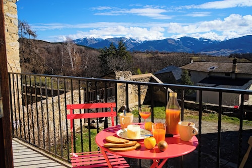 Maison chaleureuse à la montagne idéale pour se retrouver en famille, entre amis