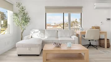 Smart TV, offices