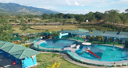 2-bedroom resort in wonderful San Quintin with AC, WiFi