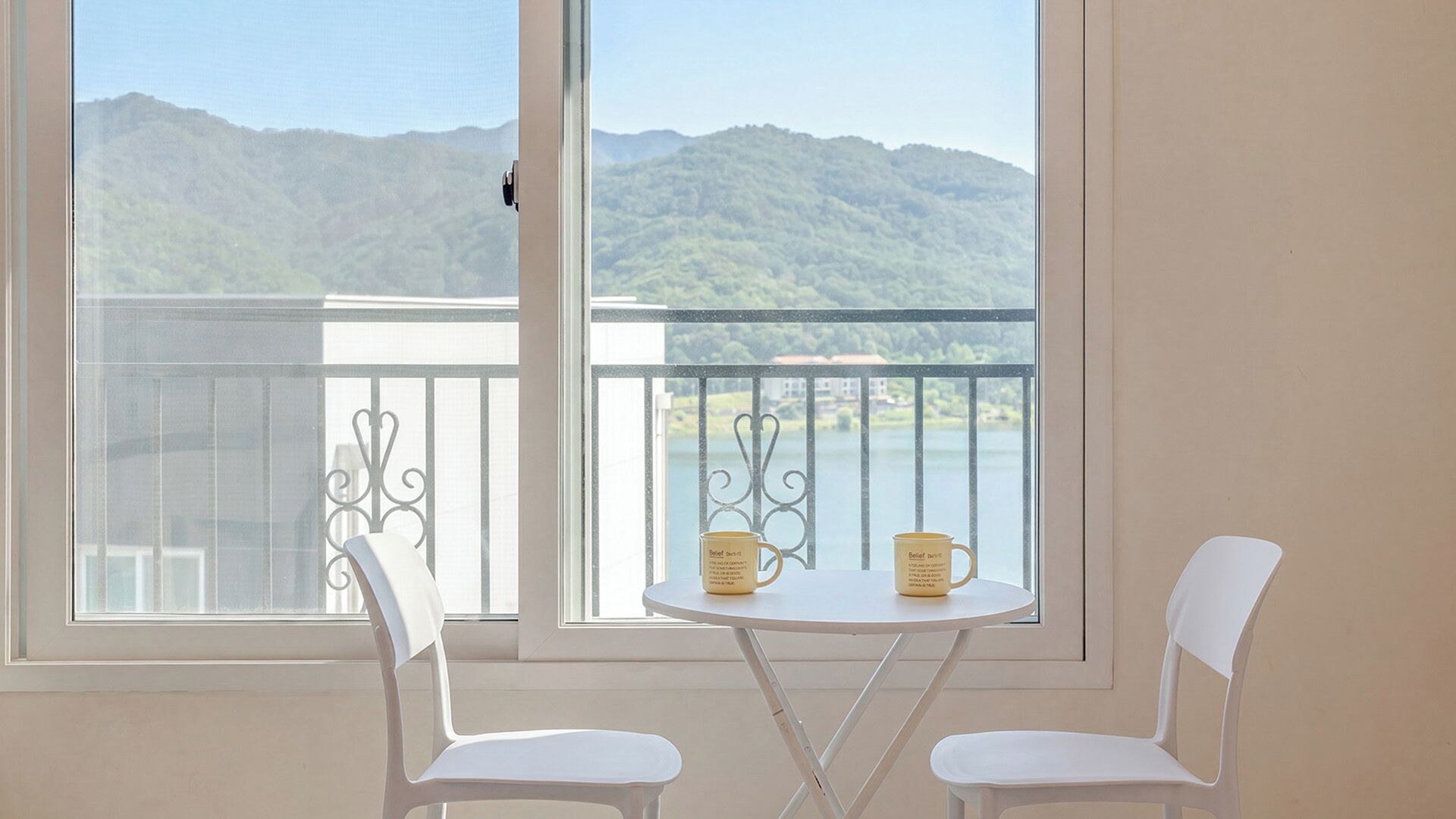 Basic Room, 1 Bedroom (4F(ElecBBQ/OTT/Pool₩50k)) | 1 bedroom, free WiFi