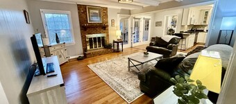 Newly renovated 4BR Family Pet Friendly