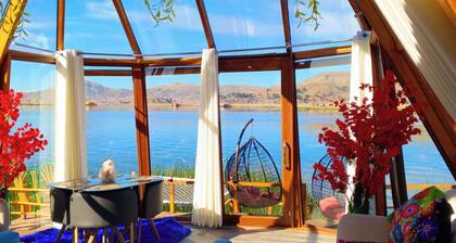 FLOATING HOTEL IN LAKE TITICACA UROS
