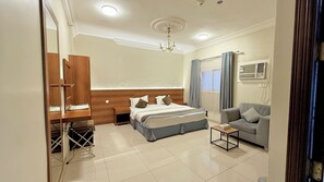 Standard Double or Twin Room | In-room safe, soundproofing, iron/ironing board, free WiFi - Lamar Taiba Serviced Apartment (Madinah)