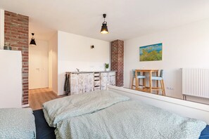 1 bedroom, free WiFi, bed sheets - Holiday Apartment 'Hühnerhort' with Shared Terrace, Garden and Wi-Fi (Sankt Annen)