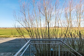 Property grounds - Holiday Apartment 'Hühnerhort' with Shared Terrace, Garden and Wi-Fi (Sankt Annen)