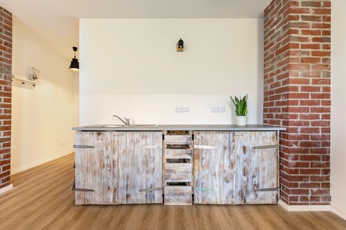 Ferienwohnung 'Hühnerhort' mit Gemeinschaftsterrasse, Garten und Wi-Fi