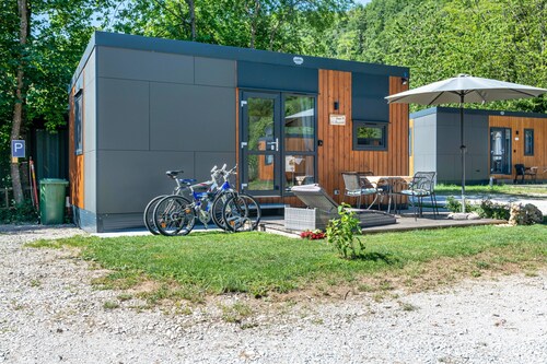 Tiny Home 'Sankt Rupert Nummer 11' with Private Terrace and Air Conditioning