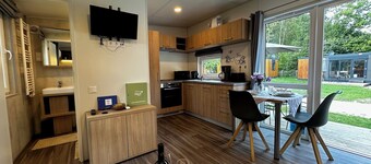 Tiny Home 'Sankt Rupert Nummer 11' with Private Terrace and Air Conditioning