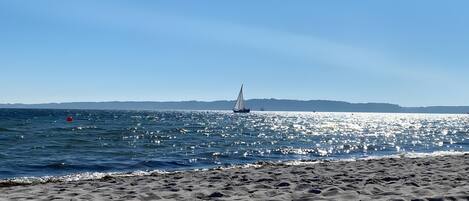 Nær stranden