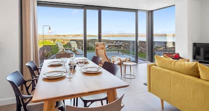 West Haven - A Coastal Retreat in the Heart of Roundstone
