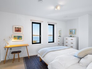 3 bedrooms, free WiFi, bed sheets - West Haven -  A Coastal Retreat in the Heart of Roundstone (Roundstone)