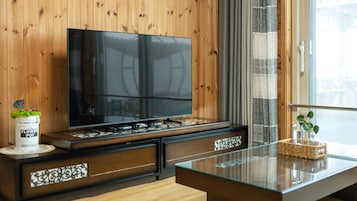 Basic Room, 1 Bedroom (Private Villa) | 1 bedroom, WiFi (free)