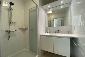 Shower - Apartment in Nieuwpoort near the Beach (Nieuwpoort)