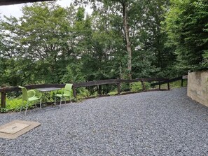 Outdoor dining - Vitam-Innn (Vresse-sur-Semois)