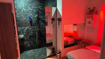 1 chambre, Wi-Fi gratuit, draps fournis