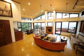 Interior - Par-X - Villa Sukoon - 3BHK Valley View (Mahabaleshwar)