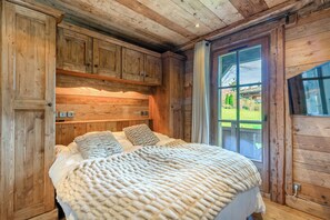 2 chambres, lit parapluie, Wi-Fi gratuit, draps fournis