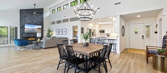 Hickory - Beaver Lake Waterfront