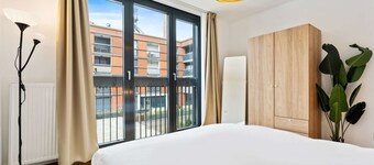 Bright and Modern 2BR Apartment