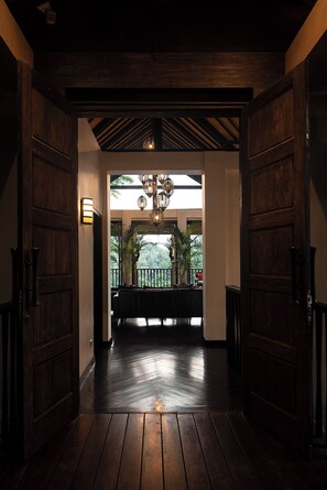 Interior - Escape to Paradise: Jungle-Backed Villa Retreat (Ubud)