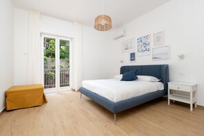 3 bedrooms, iron/ironing board, travel cot, free WiFi