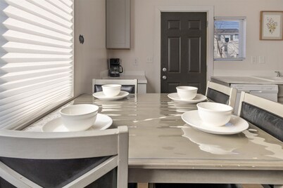 Cozy Retreat in Historic Indianapolis Neighborhood – Close to Downtown!