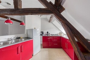 Microwave, oven, stovetop