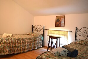 2 Schlafzimmer, Bügeleisen/Bügelbrett, WLAN, Bettwäsche