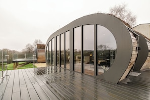 Exterior - Unique 1 BD Eco-Retreat in Old Chalford (Chipping Norton)