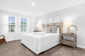 3 slaapkamers, een strijkplank/strijkijzer, gratis wifi, beddengoed