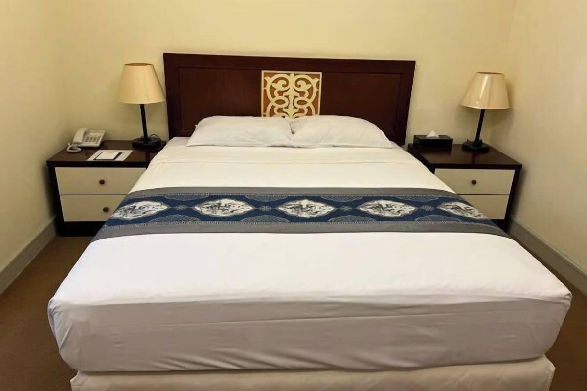 1 bedroom, in-room safe, desk, laptop workspace