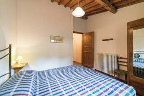 1 camera, Wi-Fi, lenzuola