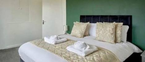 Casa | 3 quartos, ferros/tábuas de passar roupa, Wi-Fi de cortesia