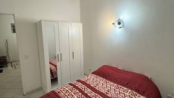 2 bedrooms, bed sheets