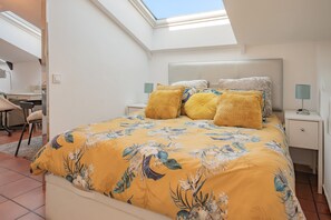 1 bedroom, iron/ironing board, free WiFi