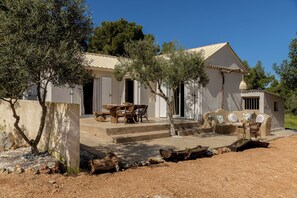 Front of property - Casa Abuelo Cottage (Zakynthos)