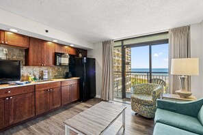 Smart TV, books, stereo