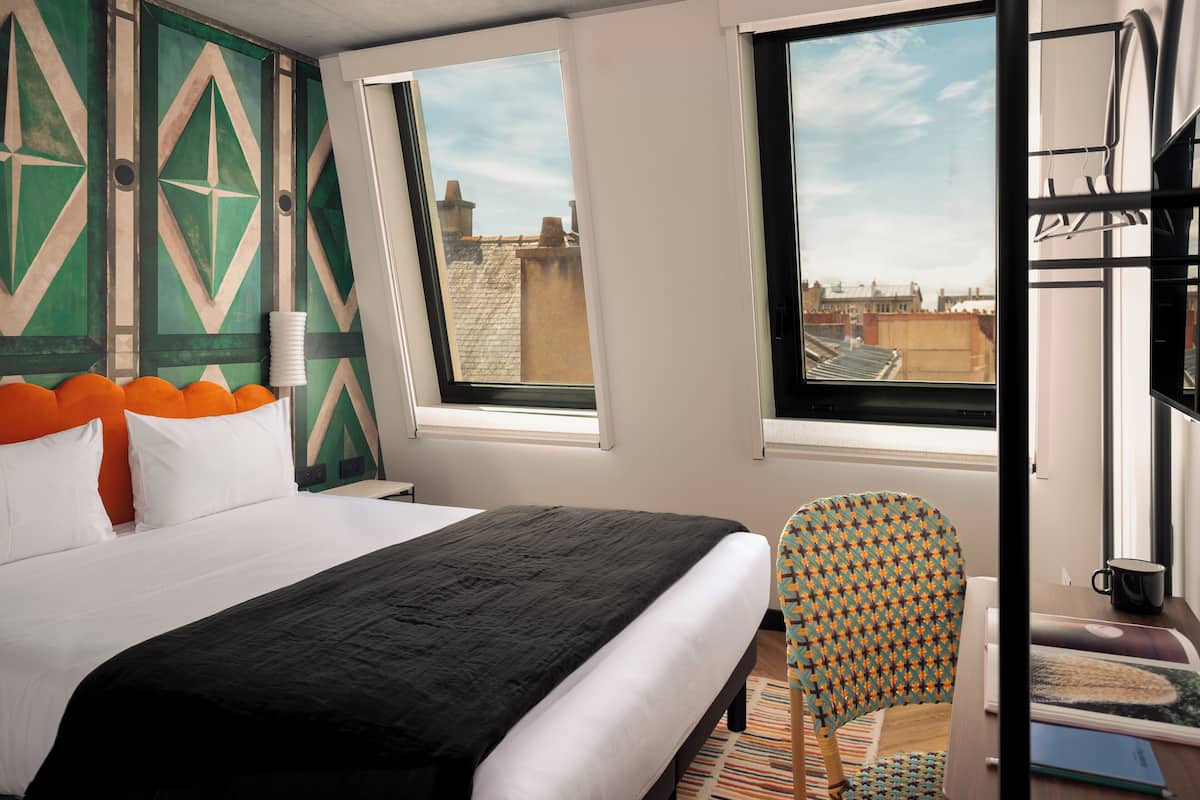 Wifi gratis y ropa de cama