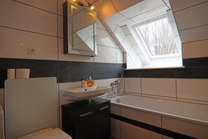 Apartment | Bathroom - Ferienwohnung Kranichring in Negast Nahe Stralsund (Steinhagen)