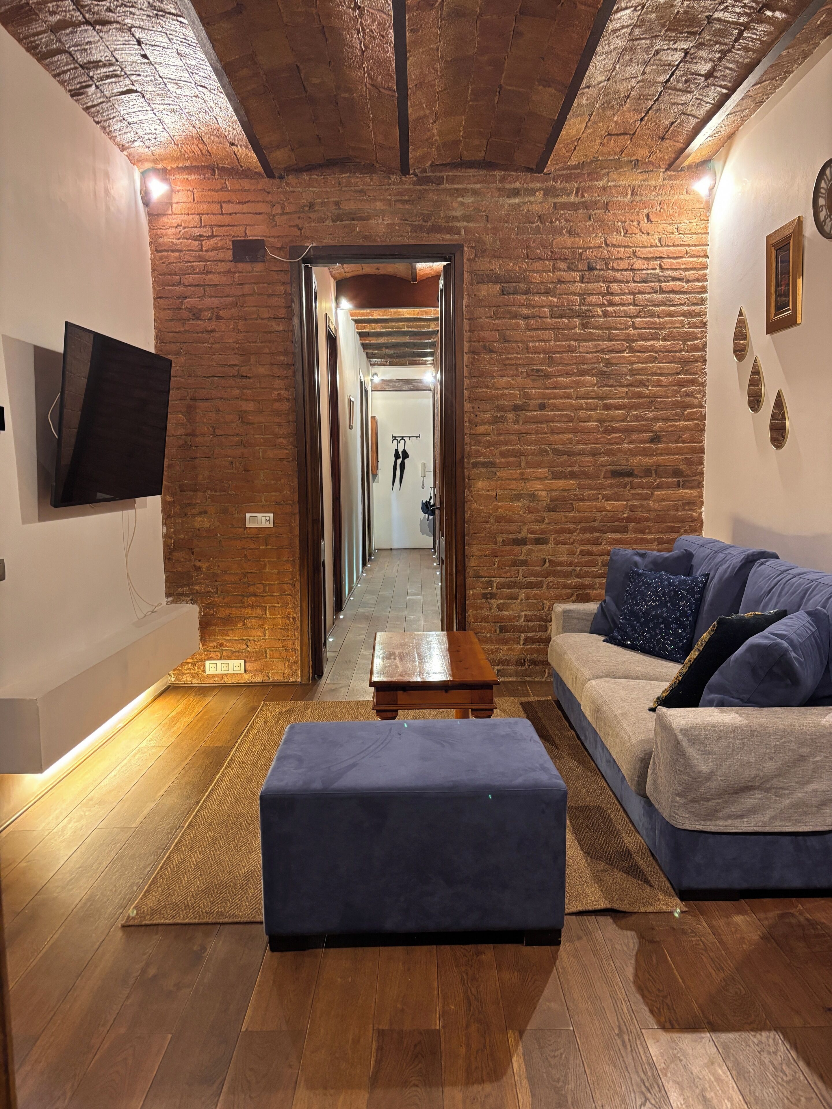 3br Apartment W/ 100m² Private Terrace  Eixample - Barcelona