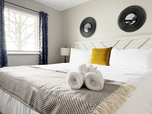 1 habitación, tabla de planchar con plancha, wifi y ropa de cama