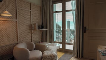 Junior Suite, Ocean View | 1 bedroom, premium bedding, in-room safe, soundproofing