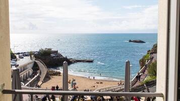 Pemandangan dari properti