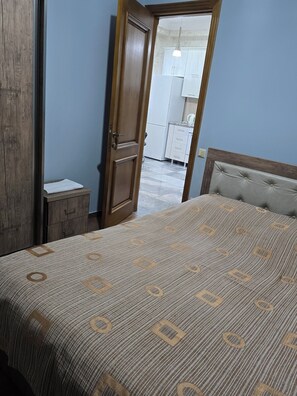 1 bedroom, iron/ironing board, WiFi - Charming 1-bedroom apartment in amazing Batumi with AC, WiFi (Batumi)