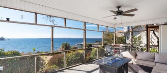 Cottage in Chapin with a view of the Twin Islands