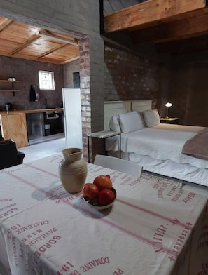 1 habitación, wifi gratis y ropa de cama