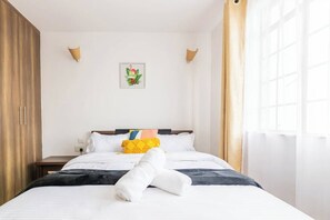 2 bedrooms, desk, iron/ironing board, free WiFi