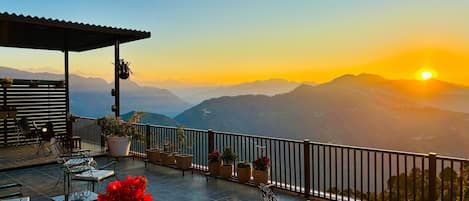 Luxury-Suite, Balkon | Wohnbereich