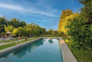 Piscina a l'aire lliure 